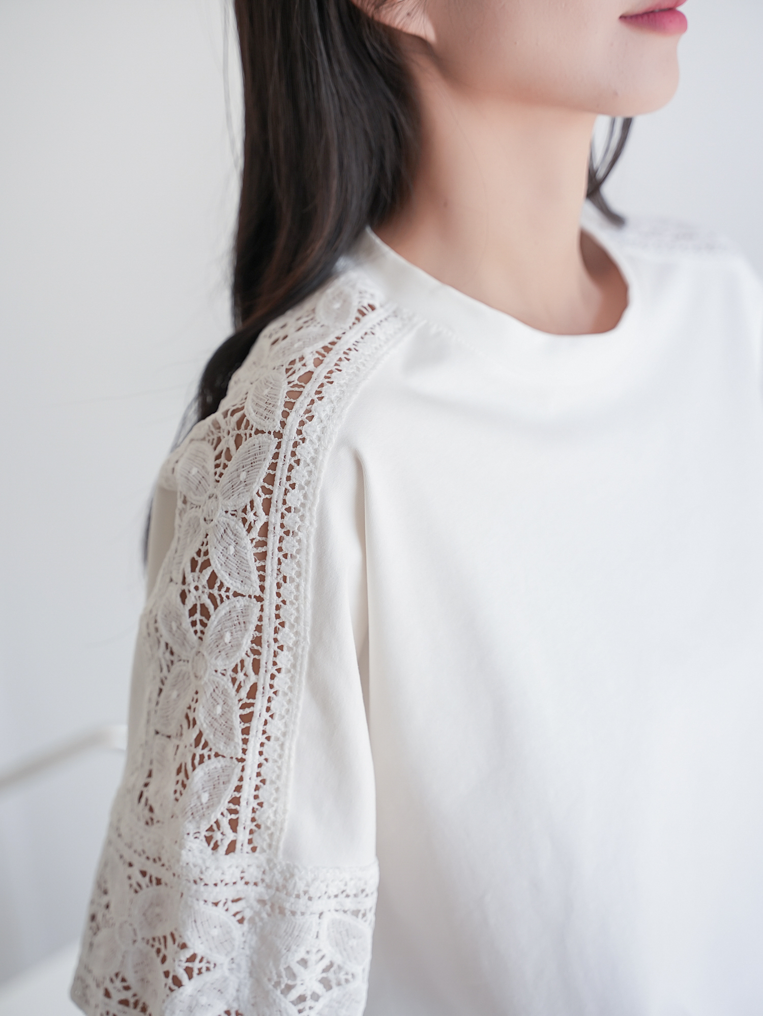鏤空蕾絲五分袖上衣,evaviva,8C-MV7437,鏤空蕾絲五分袖上衣,領500,999免運