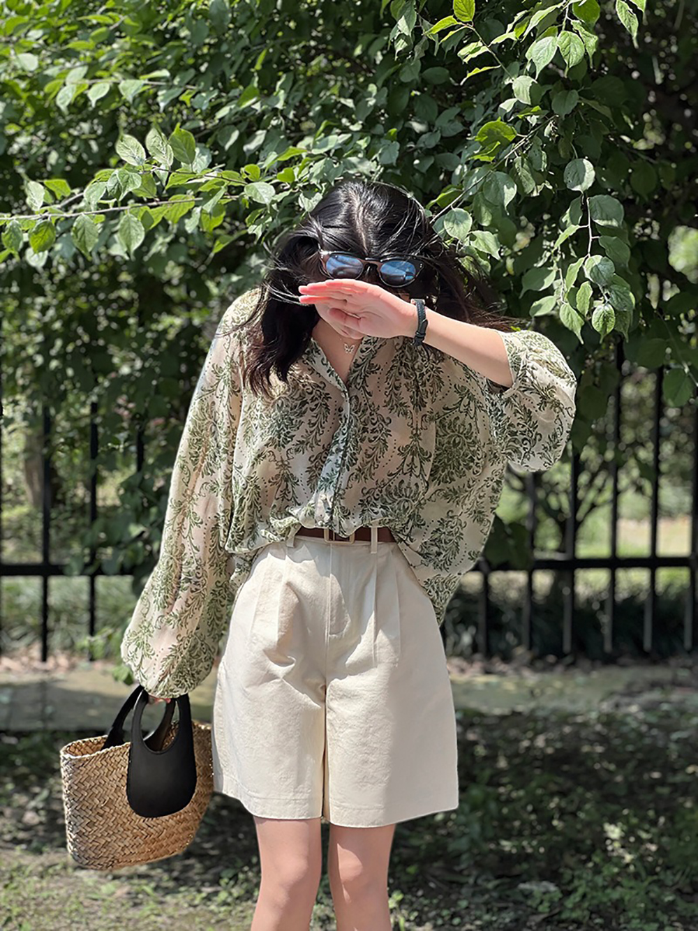 森林系印花小V領襯衫,evaviva,8C-UR7439,森林系印花小V領襯衫,周新品優惠,NEWARRIVAL