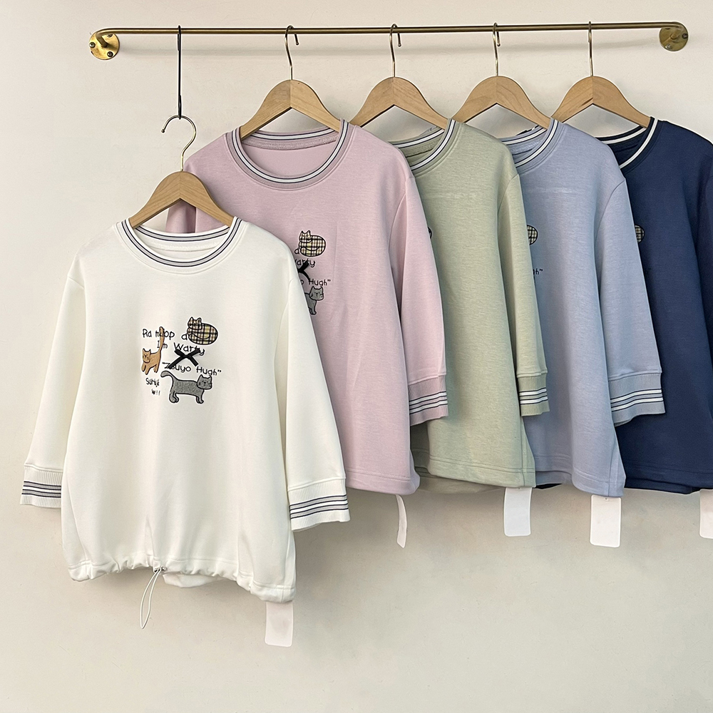 貓咪圖案撞色條紋上衣,evaviva,99-AL7430,貓咪圖案撞色條紋上衣,領500,999免運