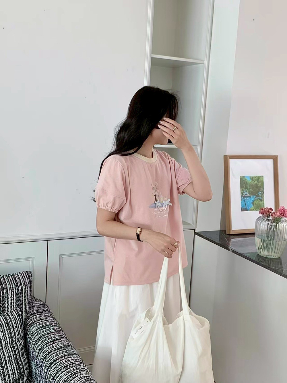 手繪感花卉珍珠鍊上衣,evaviva,99-AL7446,手繪感花卉珍珠鍊上衣,領500,999免運