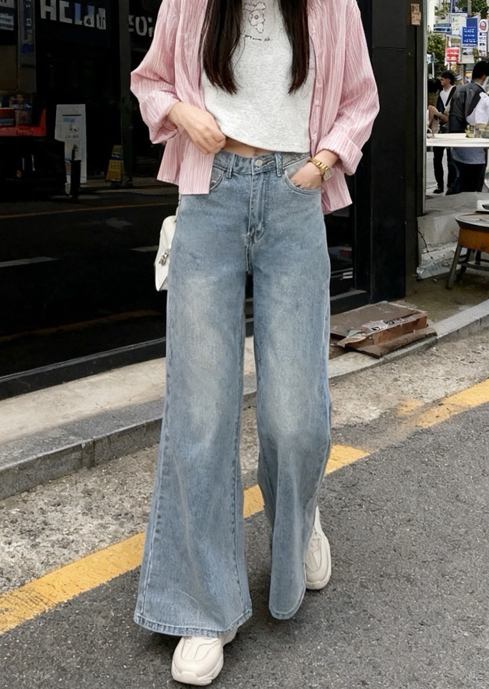 百搭款微喇叭牛仔寬褲,evaviva,99-BF7420,百搭款微喇叭牛仔寬褲,領500,999免運