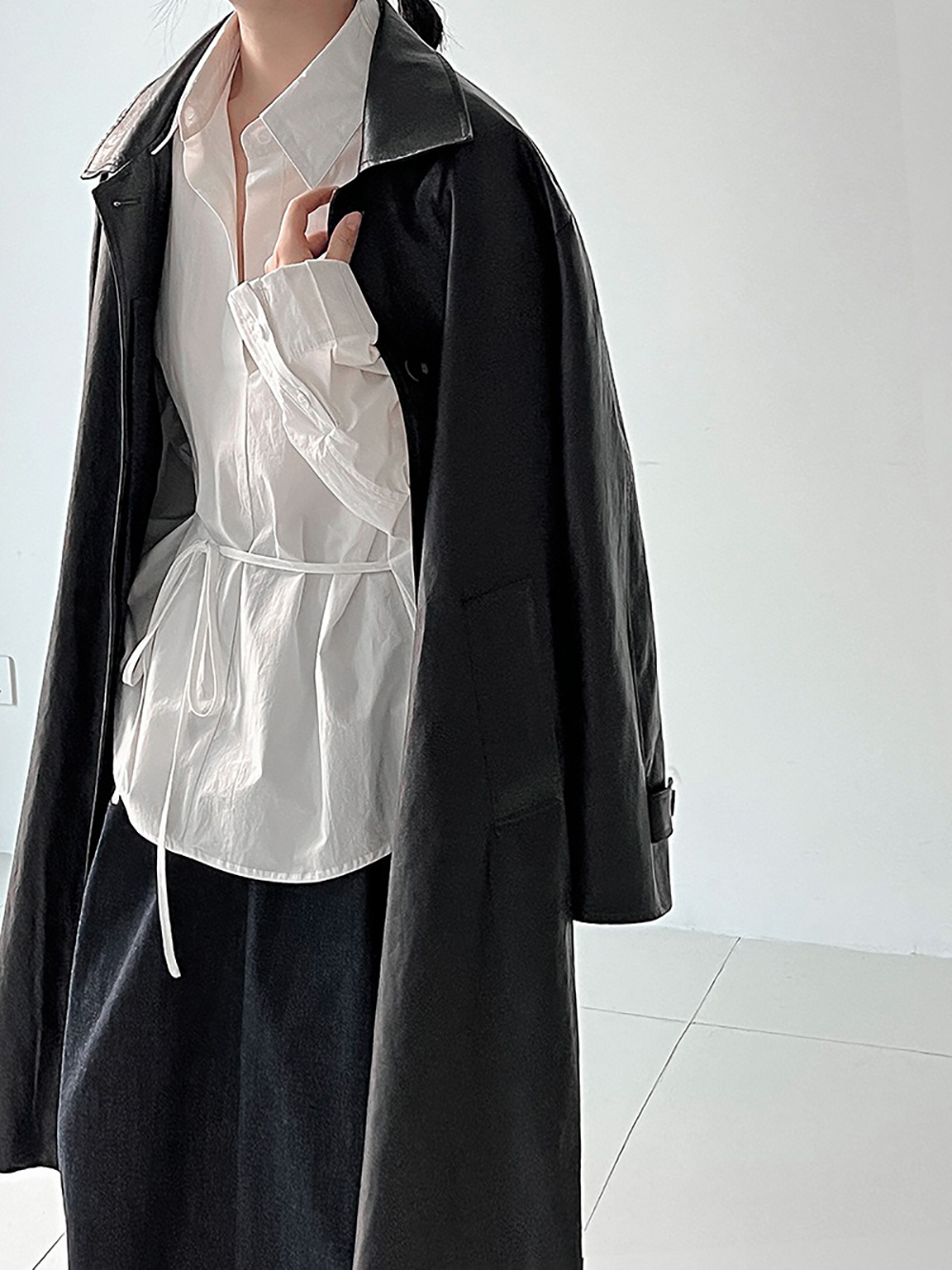 簡約風綁帶收腰款襯衫,evaviva,U2-ZA09198,簡約風綁帶收腰款襯衫,領500,999免運