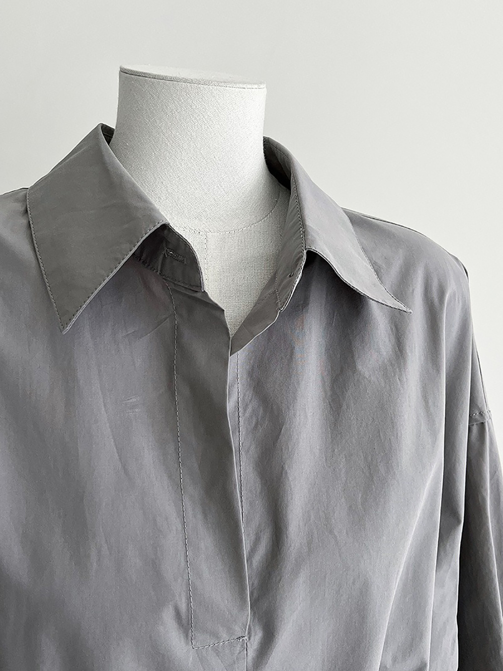 簡約風綁帶收腰款襯衫,evaviva,U2-ZA09198,簡約風綁帶收腰款襯衫,領500,999免運