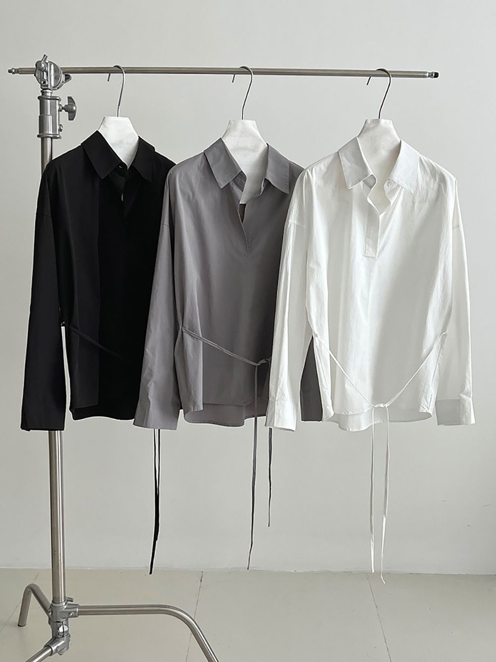 簡約風綁帶收腰款襯衫,evaviva,U2-ZA09198,簡約風綁帶收腰款襯衫,領500,999免運