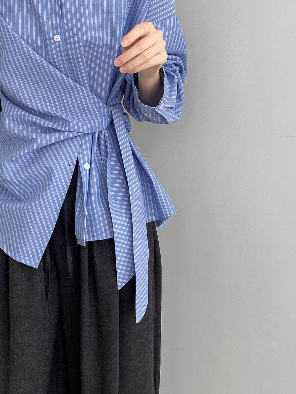 不規則綁帶條紋襯衫,evaviva,8C-FB7487,不規則綁帶條紋襯衫,領500,999免運