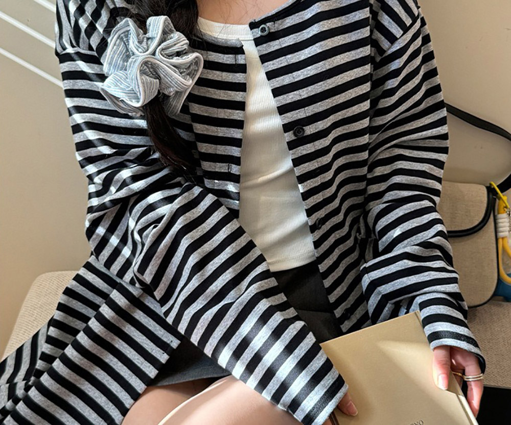 慵懶風圓領條紋外套,evaviva,8C-GR7481,慵懶風圓領條紋外套,領500,999免運