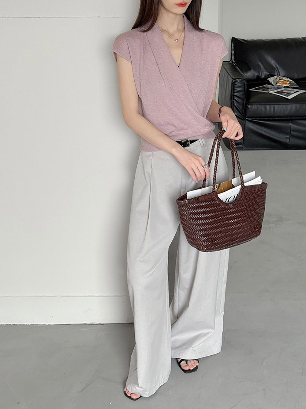 氣質簡約V領針織上衣,evaviva,8C-GW7479,氣質簡約V領針織上衣,領500,999免運