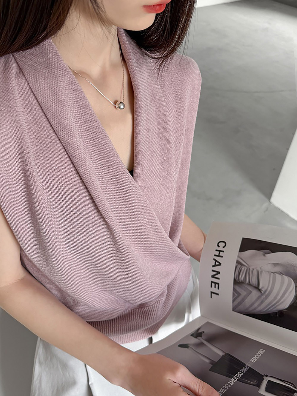 氣質簡約V領針織上衣,evaviva,8C-GW7479,氣質簡約V領針織上衣,領500,999免運