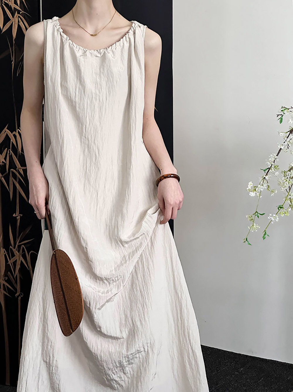 圓領天絲背心綁帶洋裝,evaviva,8C-GW7494,圓領天絲背心綁帶洋裝,領500,999免運