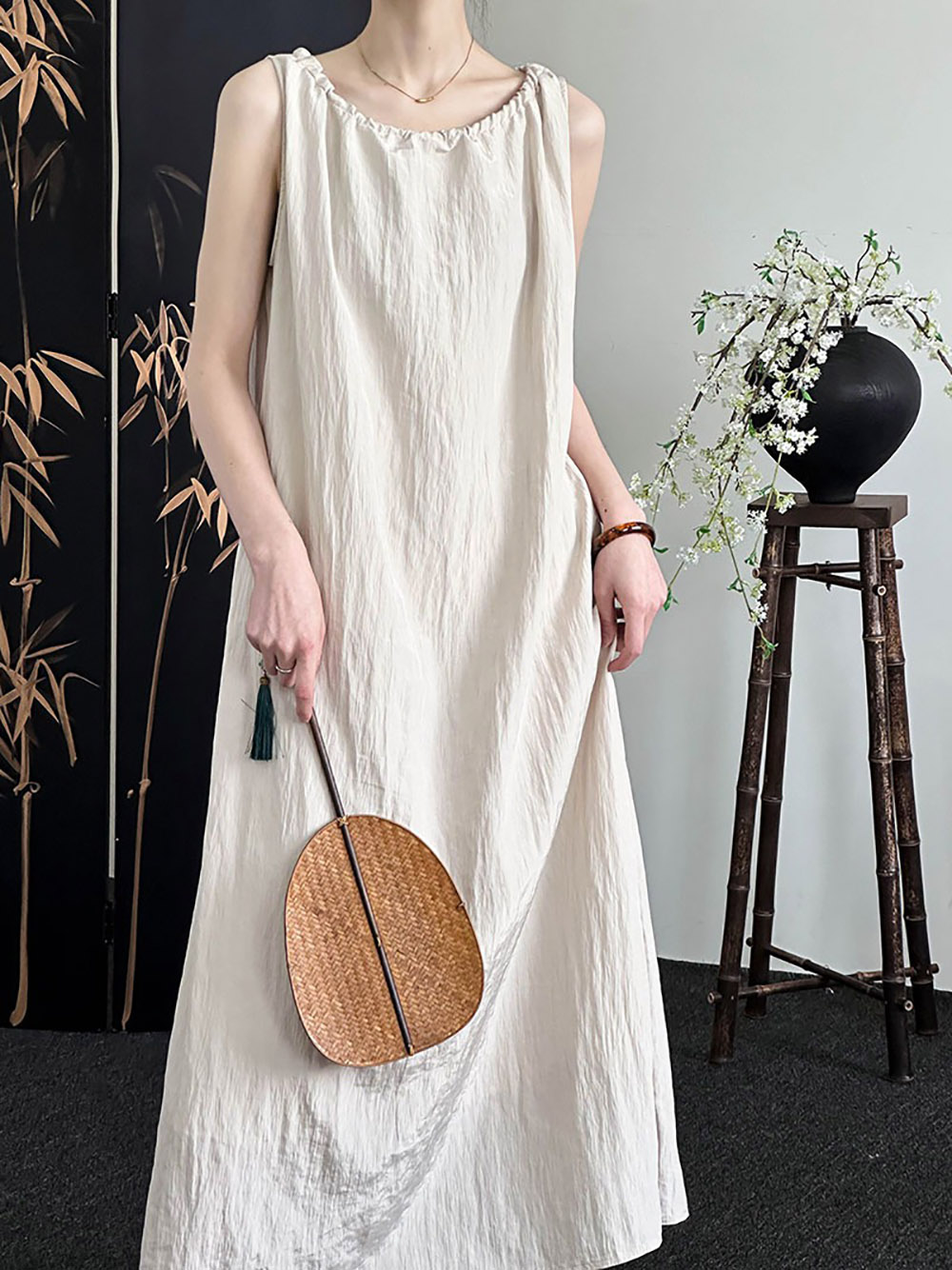 圓領天絲背心綁帶洋裝,evaviva,8C-GW7494,圓領天絲背心綁帶洋裝,領500,999免運