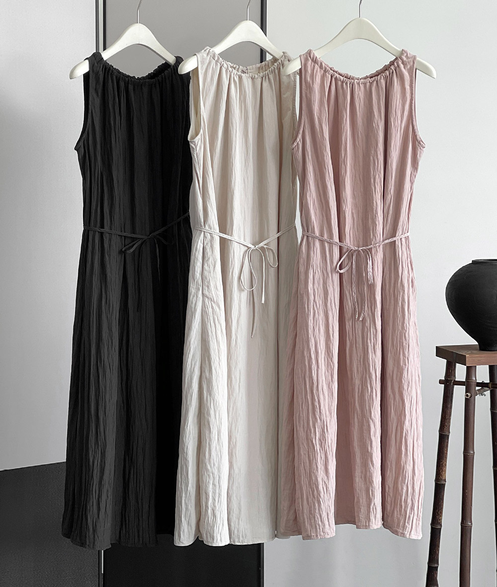 圓領天絲背心綁帶洋裝,evaviva,8C-GW7494,圓領天絲背心綁帶洋裝,領500,999免運