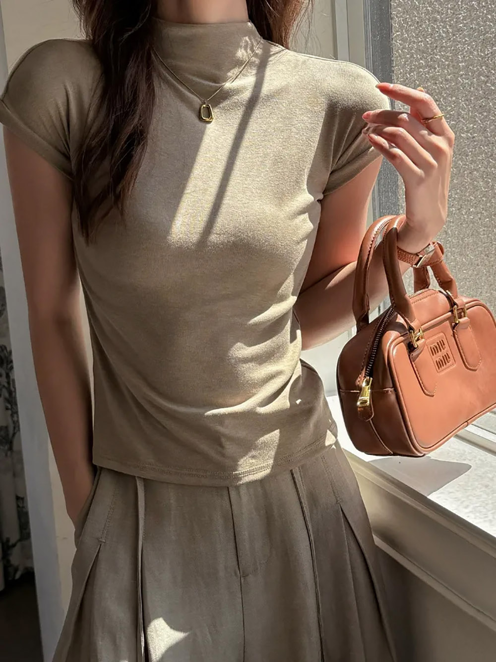 天絲半領修身款上衣,evaviva,8C-GX7485,天絲半領修身款上衣,領500,999免運