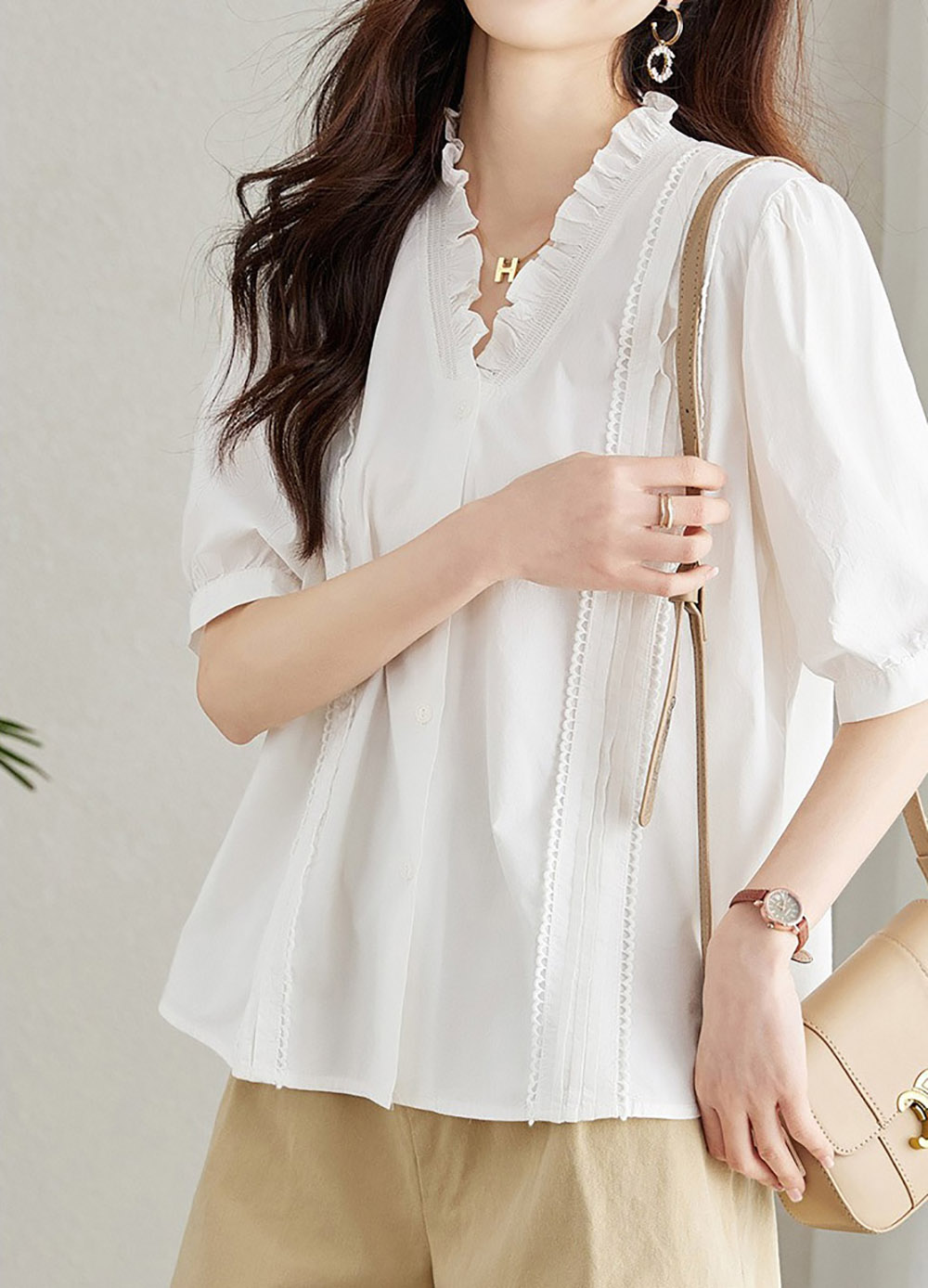 氣質荷葉V領短袖襯衫,evaviva,8C-HV7493,氣質荷葉V領短袖襯衫,領500,999免運