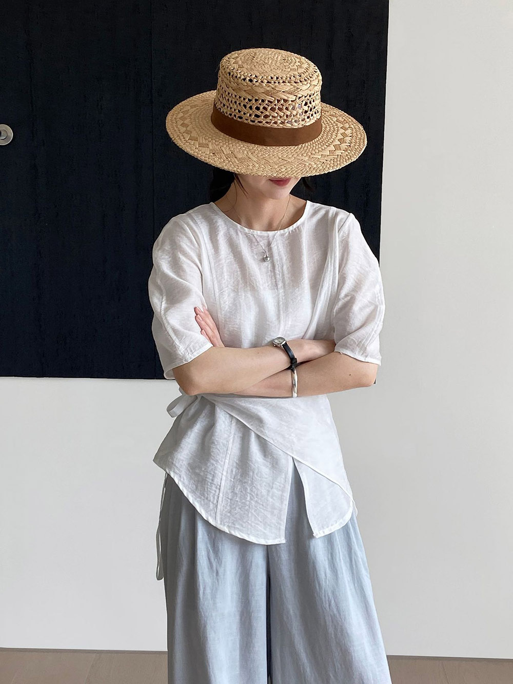 溫柔氣質天絲開衩上衣,evaviva,8C-FB7512,溫柔氣質天絲開衩上衣,領500,999免運