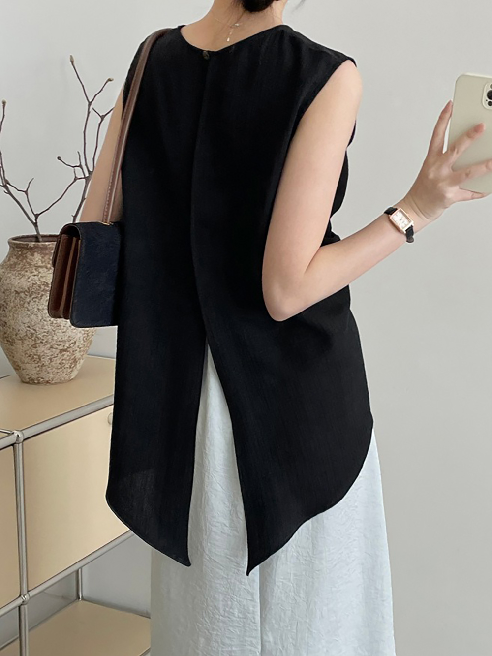 設計感後開衩圓領背心,evaviva,8C-UR7514,設計感後開衩圓領背心,周新品優惠,NEWARRIVAL