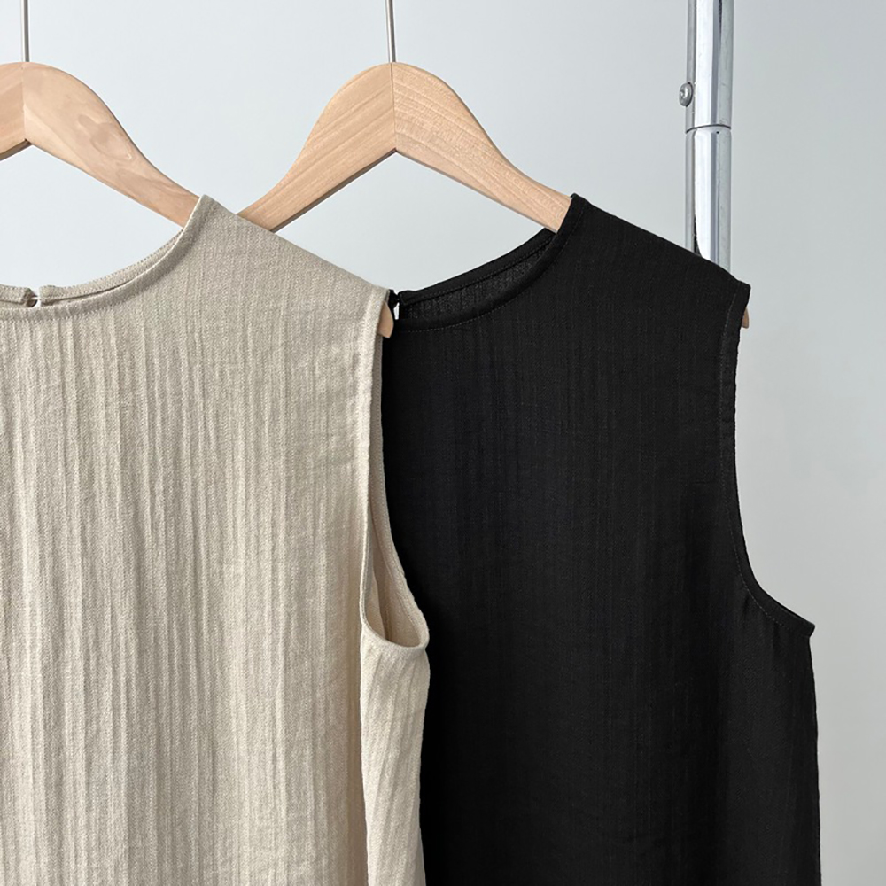 設計感後開衩圓領背心,evaviva,8C-UR7514,設計感後開衩圓領背心,周新品優惠,NEWARRIVAL