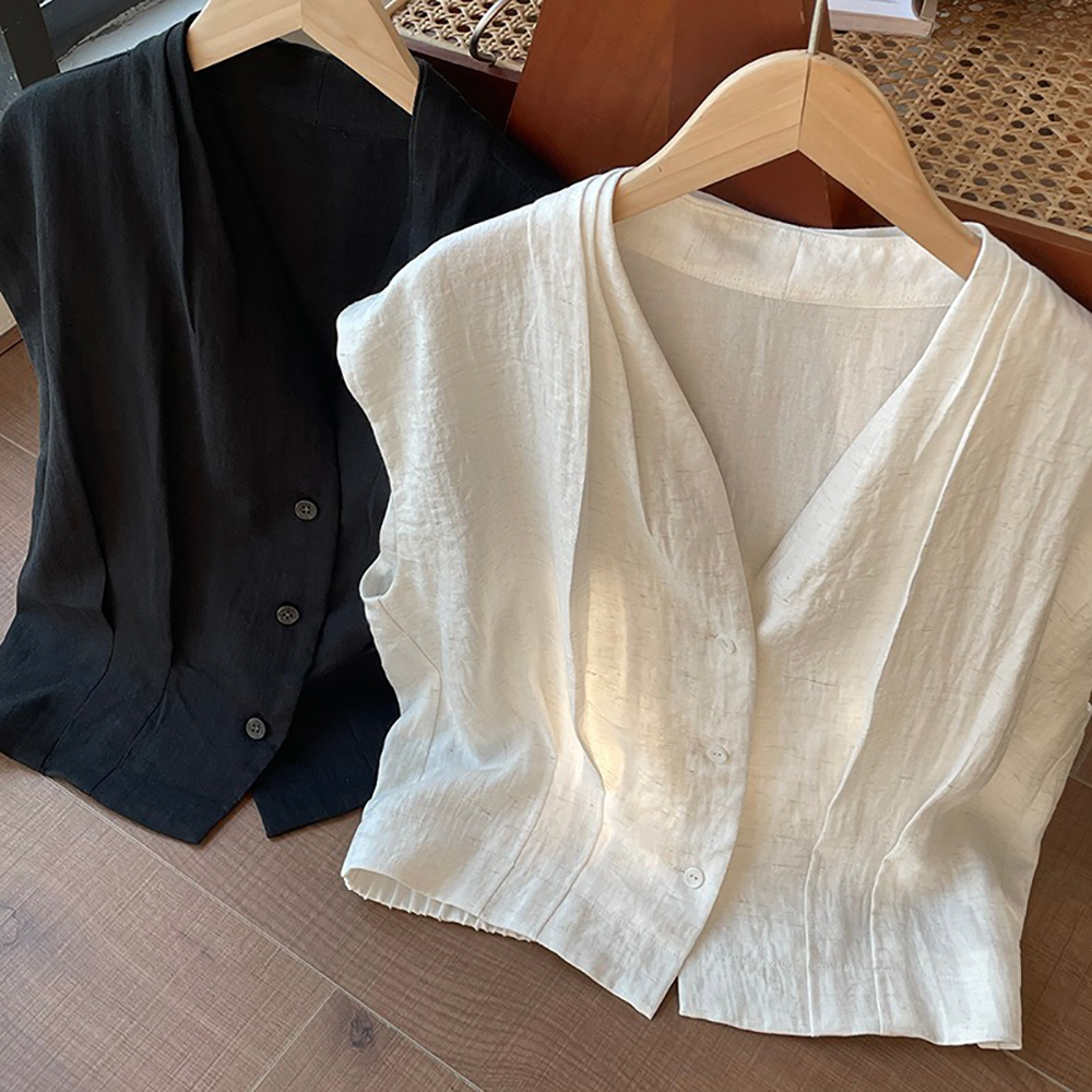 V領壓褶天絲無袖襯衫,evaviva,8C-UR7515,V領壓褶天絲無袖襯衫,領500,999免運