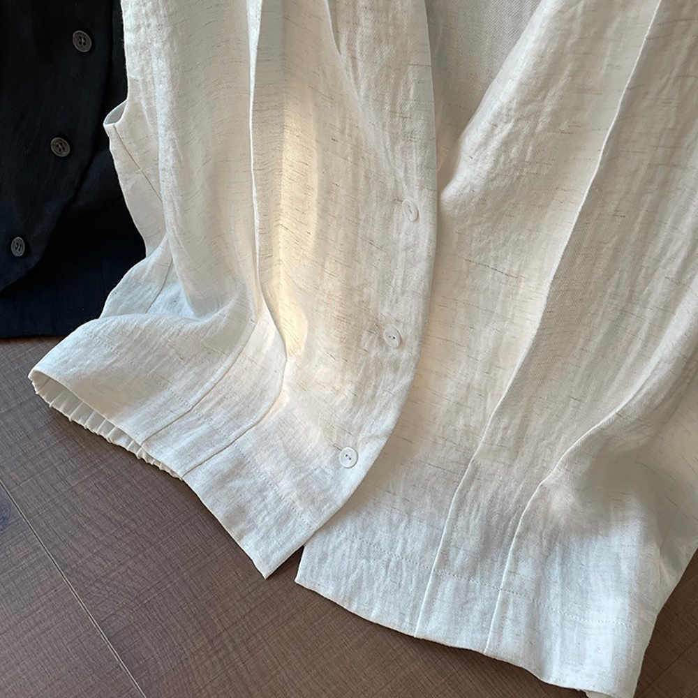 V領壓褶天絲無袖襯衫,evaviva,8C-UR7515,V領壓褶天絲無袖襯衫,領500,999免運