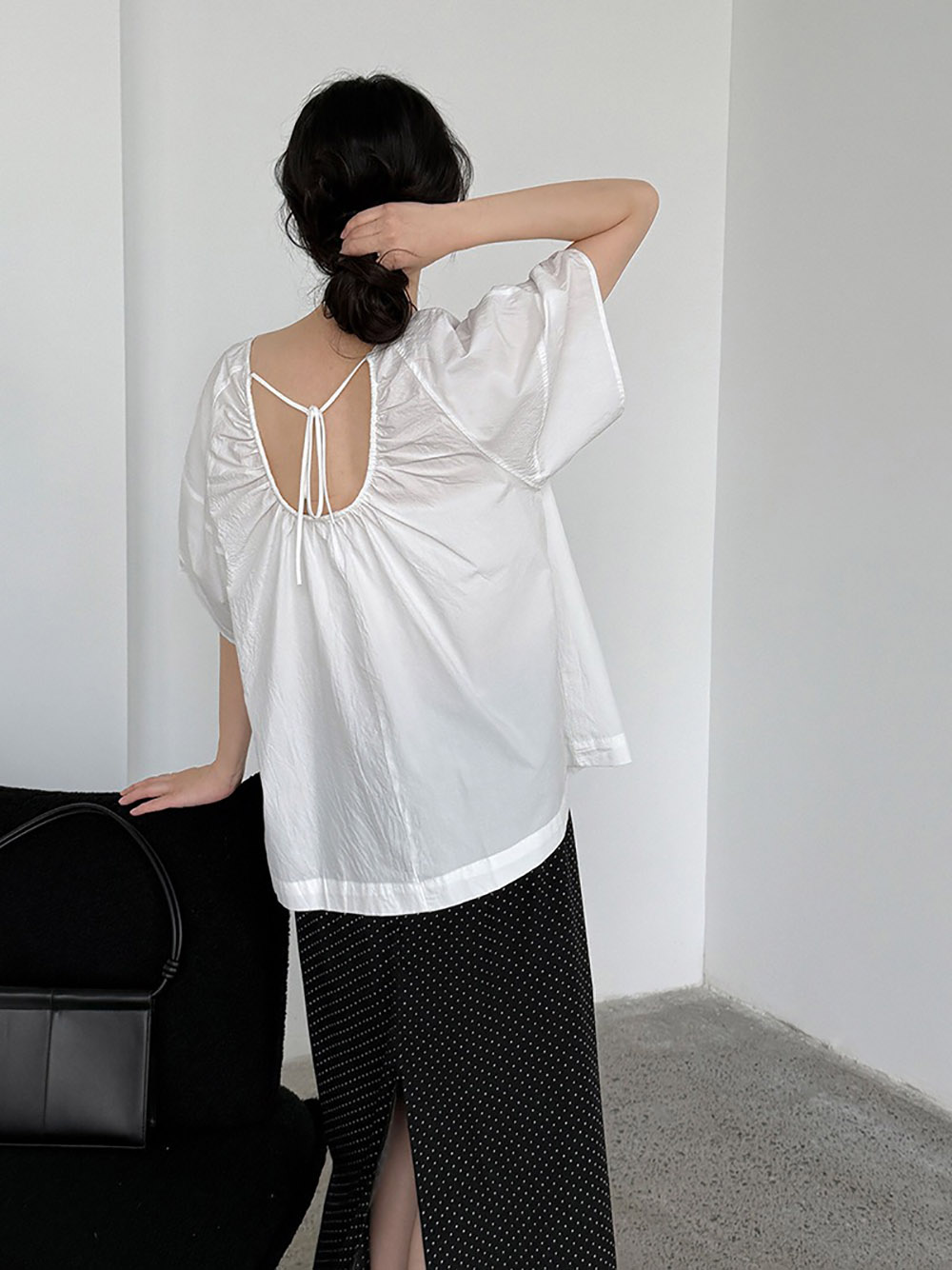 小露背綁帶圓領襯衫,evaviva,U2-ZA09203,小露背綁帶圓領襯衫,領500,999免運