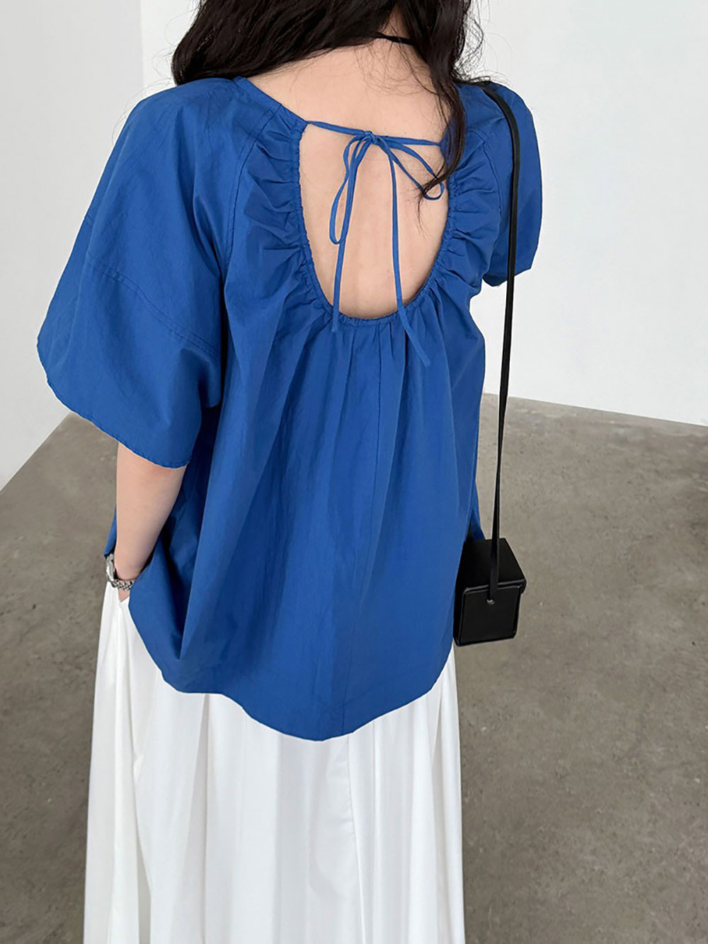 小露背綁帶圓領襯衫,evaviva,U2-ZA09203,小露背綁帶圓領襯衫,領500,999免運