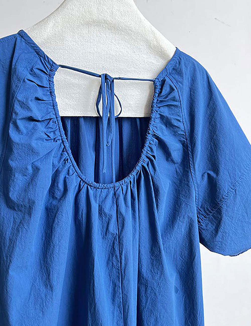 小露背綁帶圓領襯衫,evaviva,U2-ZA09203,小露背綁帶圓領襯衫,領500,999免運