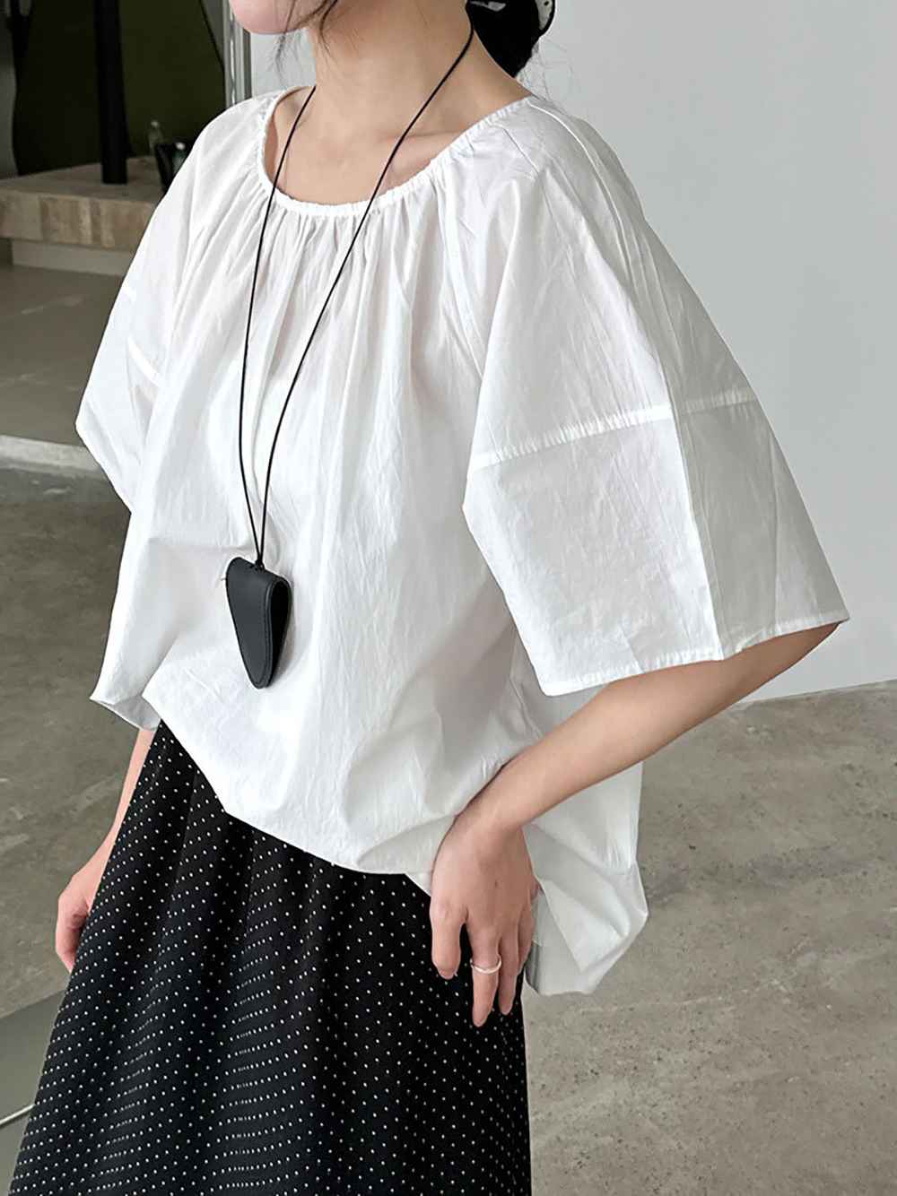 小露背綁帶圓領襯衫,evaviva,U2-ZA09203,小露背綁帶圓領襯衫,領500,999免運