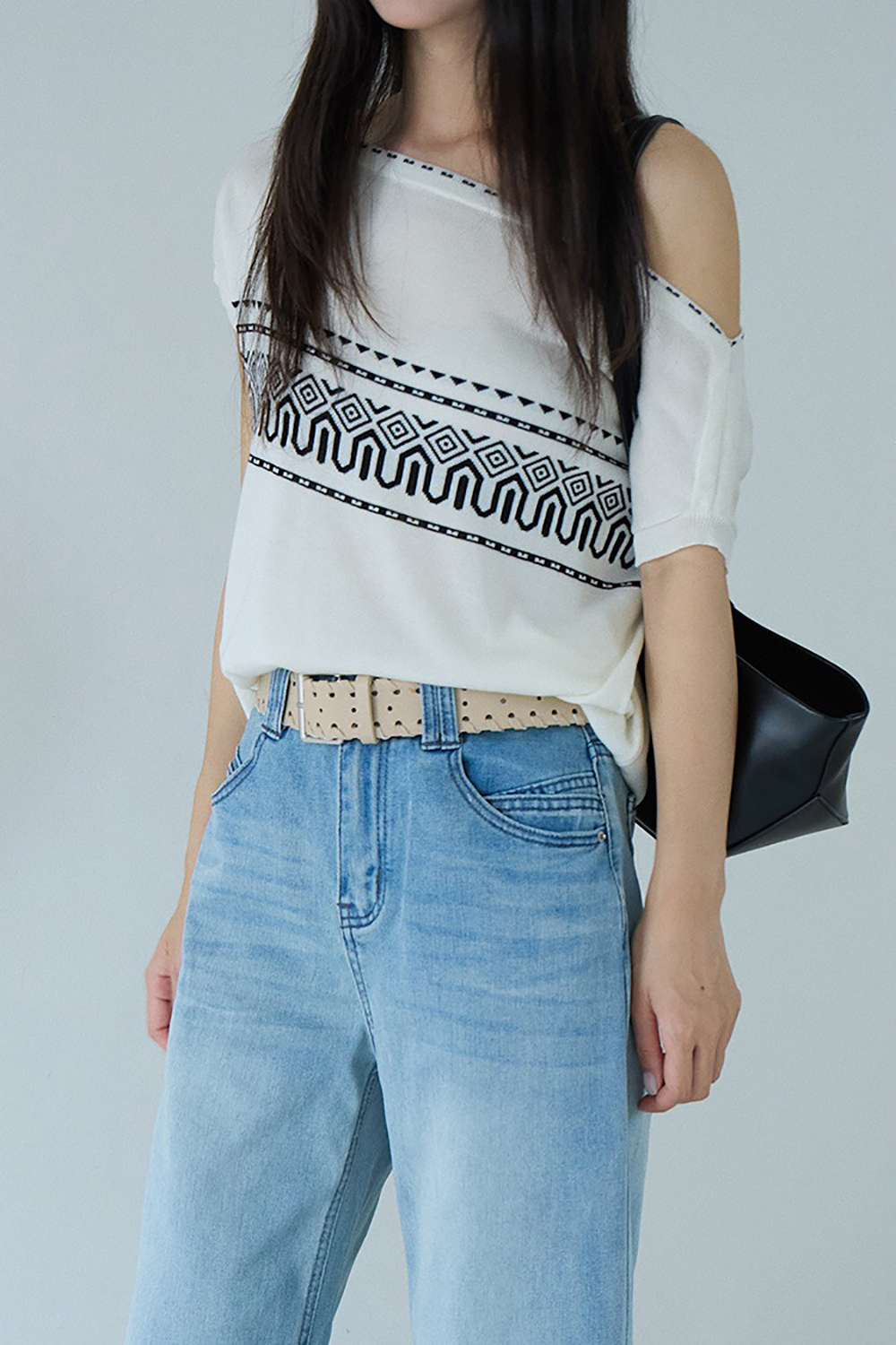 緹花紋露肩針織上衣,evaviva,XR-ZA09205,緹花紋露肩針織上衣,領500,999免運