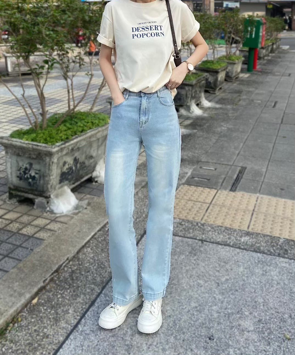 淺藍刷色直筒牛仔褲,evaviva,99-BF7526,淺藍刷色直筒牛仔褲,領500,999免運