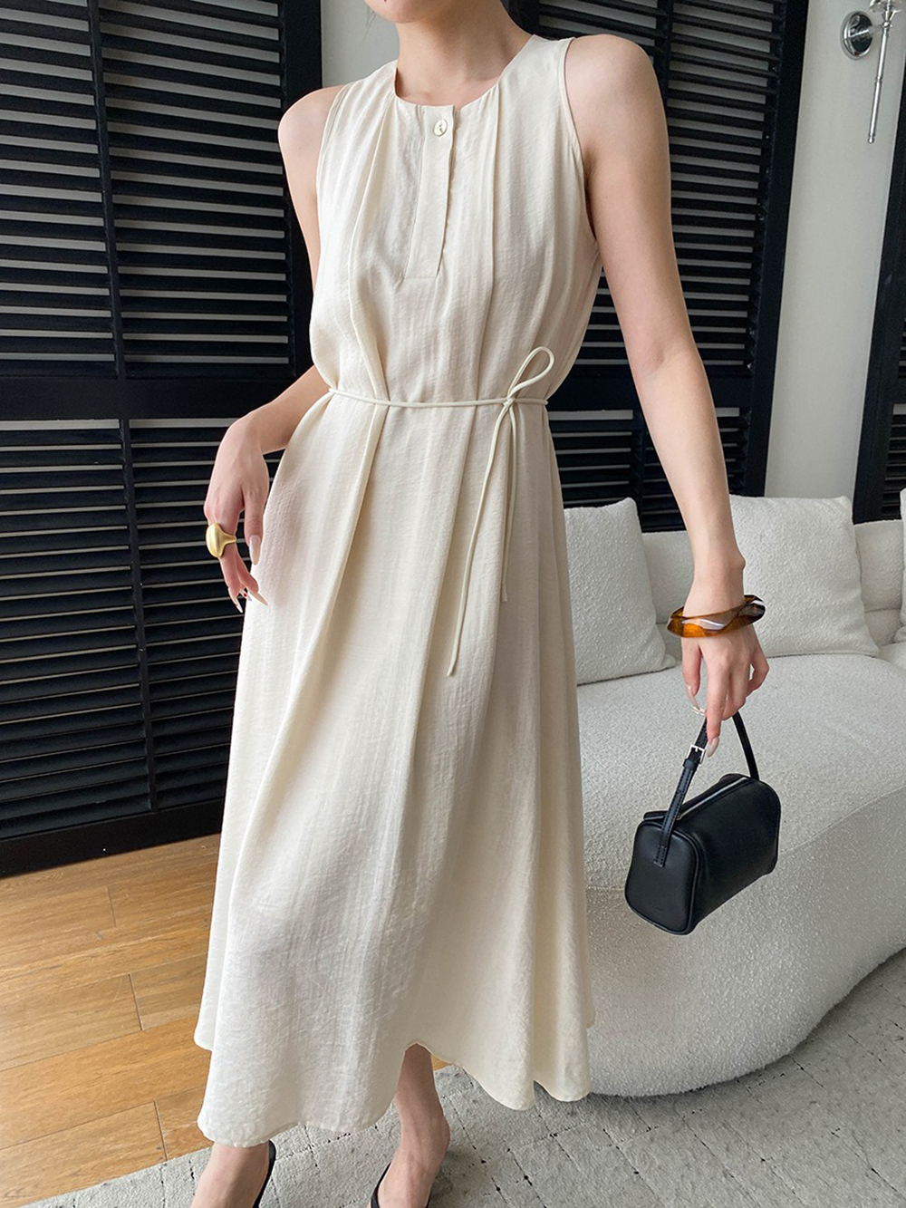 圓領壓褶背心長洋裝,evaviva,4N-ZE09207,圓領壓褶背心長洋裝,領500,999免運
