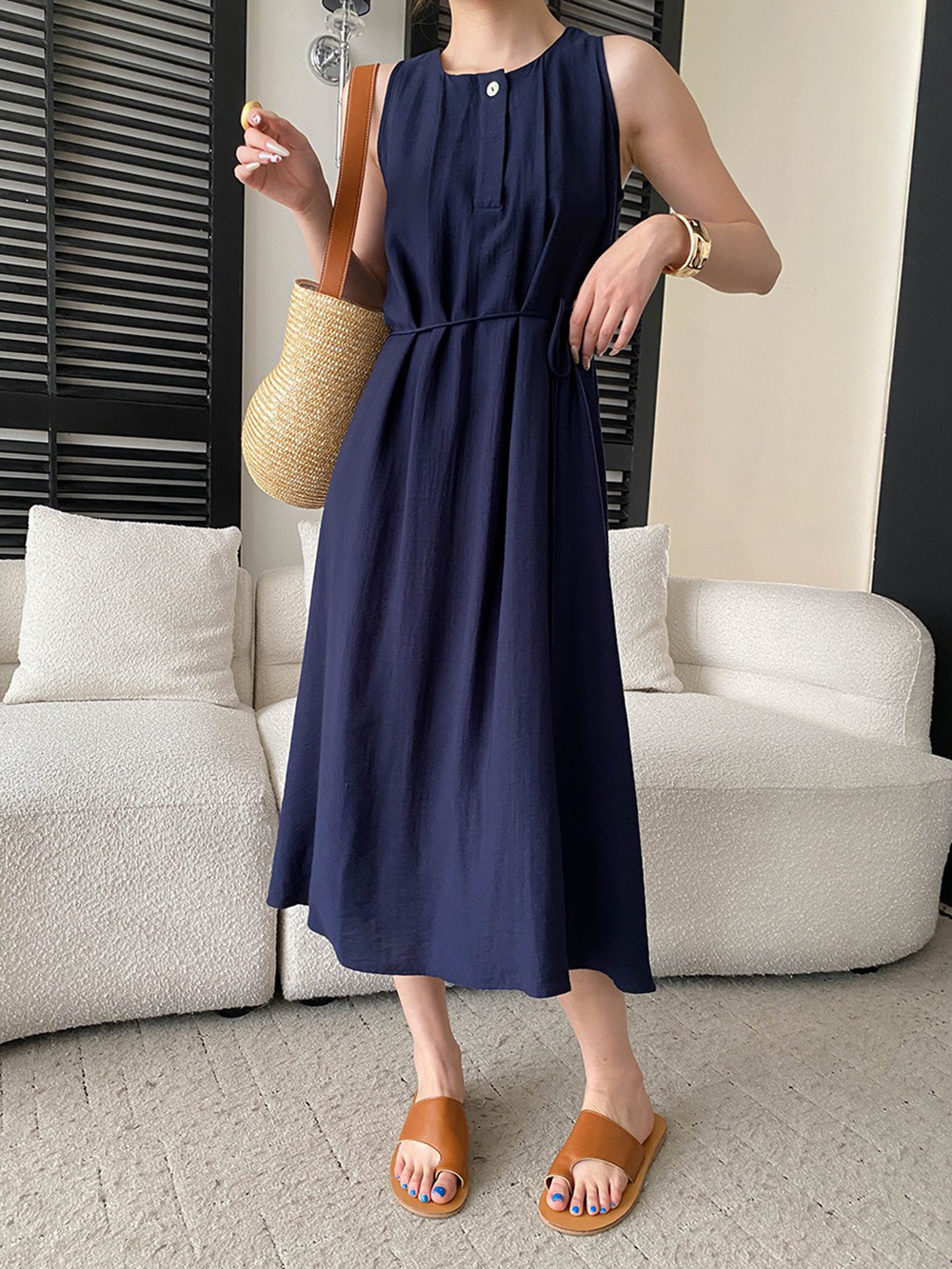 圓領壓褶背心長洋裝,evaviva,4N-ZE09207,圓領壓褶背心長洋裝,領500,999免運