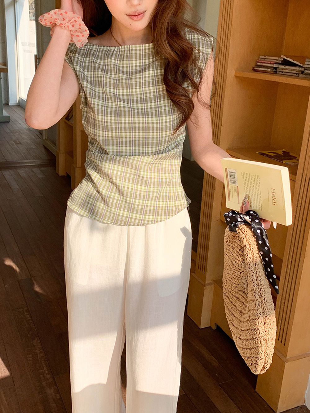 文藝風收腰格紋上衣,evaviva,8C-FD7539,文藝風收腰格紋上衣,領500,999免運