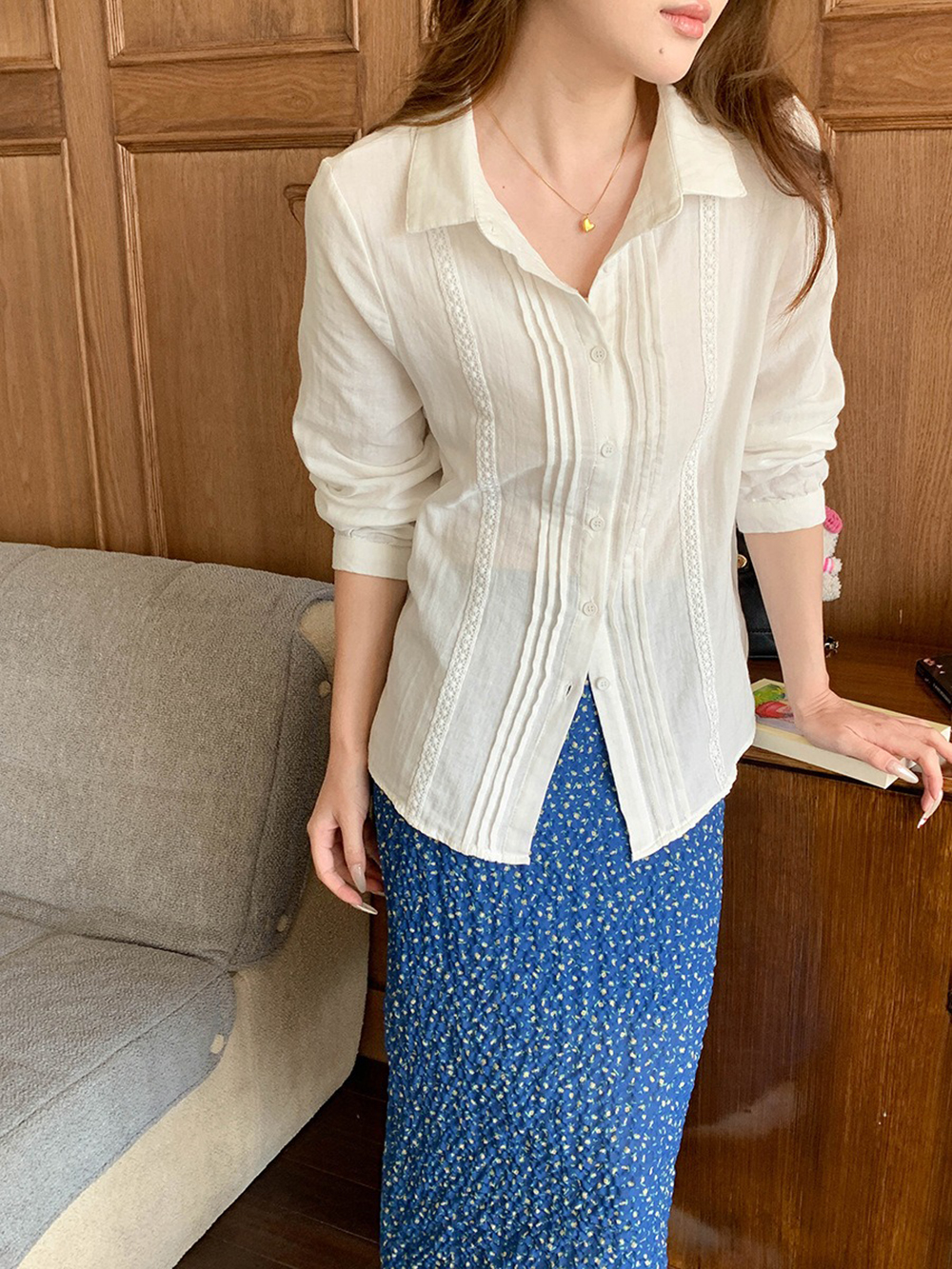 緹花刺繡風琴摺襯衫,evaviva,8C-FD7569,緹花刺繡風琴摺襯衫,領500,999免運