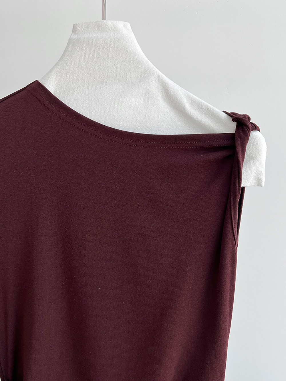 斜肩後開衩修身長洋裝,evaviva,U2-ZD09217,斜肩後開衩修身長洋裝,周新品優惠,NEWARRIVAL