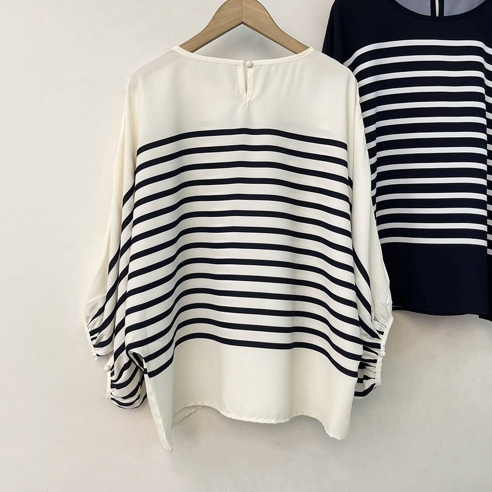 垂墜感飛鼠袖條紋上衣,evaviva,99-AL7582,垂墜感飛鼠袖條紋上衣,領500,999免運