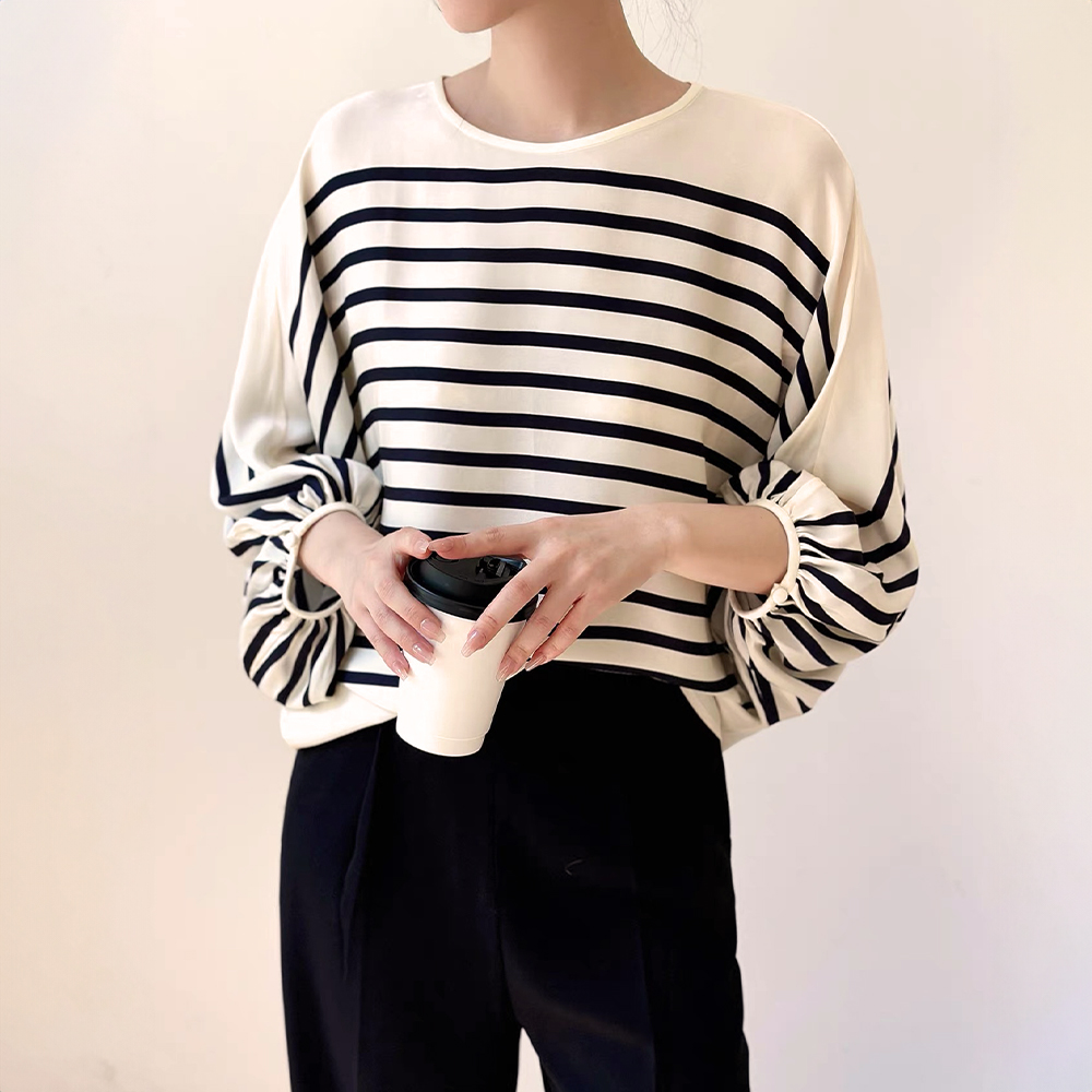 垂墜感飛鼠袖條紋上衣