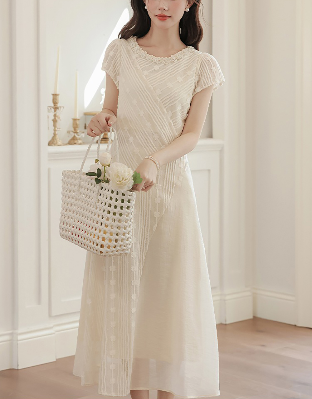 不對稱刺繡設計長洋裝,evaviva,8C-GO7634,不對稱刺繡設計長洋裝,領500,999免運