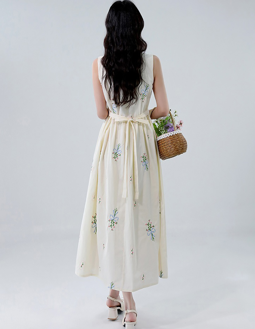 甜美清新繡花背心洋裝,evaviva,8C-GO7639,甜美清新繡花背心洋裝,周新品優惠,NEWARRIVAL