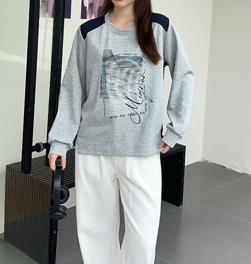 拼接感字母刺繡上衣,evaviva,99-AL7071,拼接感字母刺繡上衣,領500,999免運