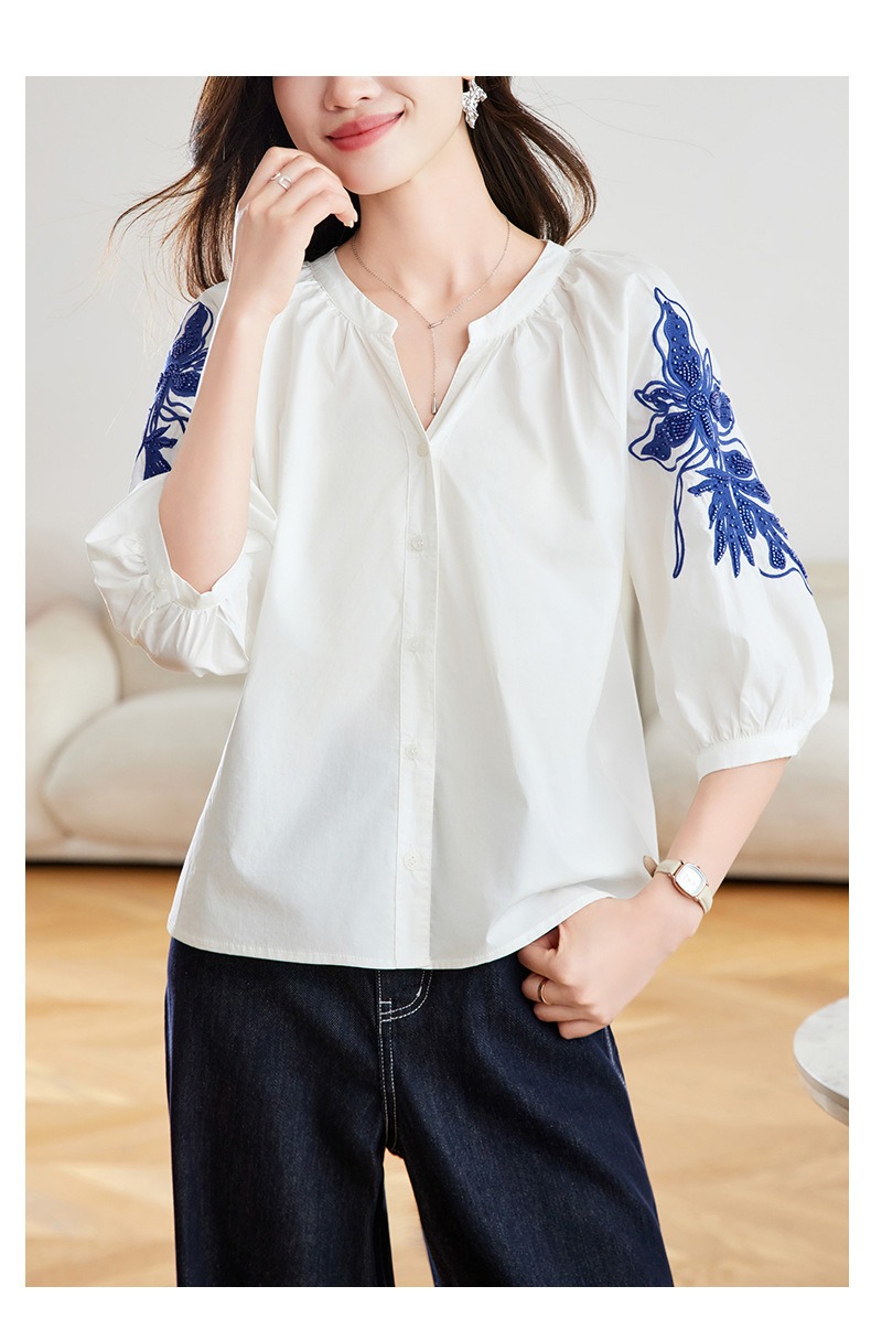 典雅立體刺繡澎袖上衣,evaviva,8C-HV7885,典雅立體刺繡澎袖上衣,領500,999免運