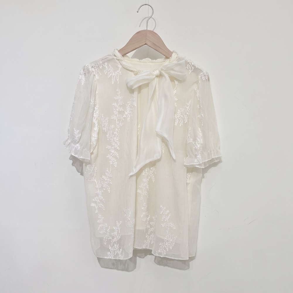 復古蝴蝶結刺繡雪紡上衣,evaviva,99-AV7898,復古蝴蝶結刺繡雪紡上衣,領500,999免運