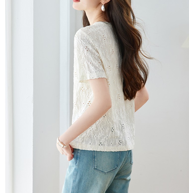渡假風鏤空刺繡上衣,evaviva,8C-GO7908,渡假風鏤空刺繡上衣,領500,999免運