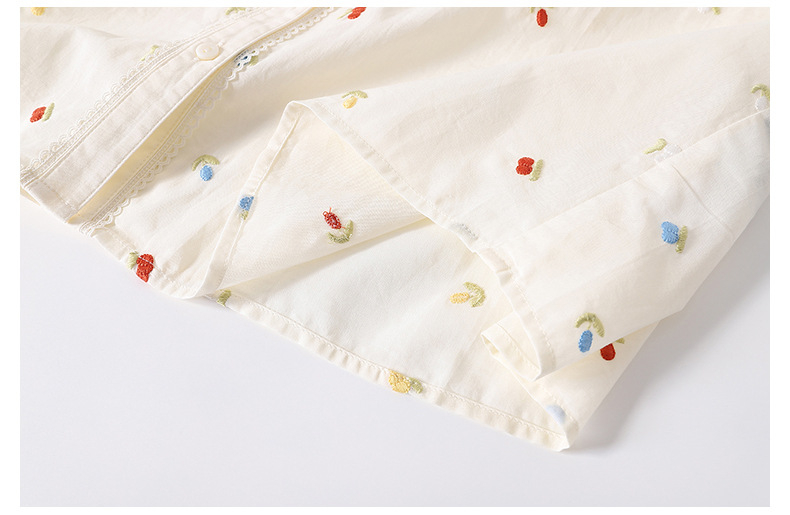 甜美刺繡小花綁帶上衣,evaviva,8C-GO7909,甜美刺繡小花綁帶上衣,領500,999免運