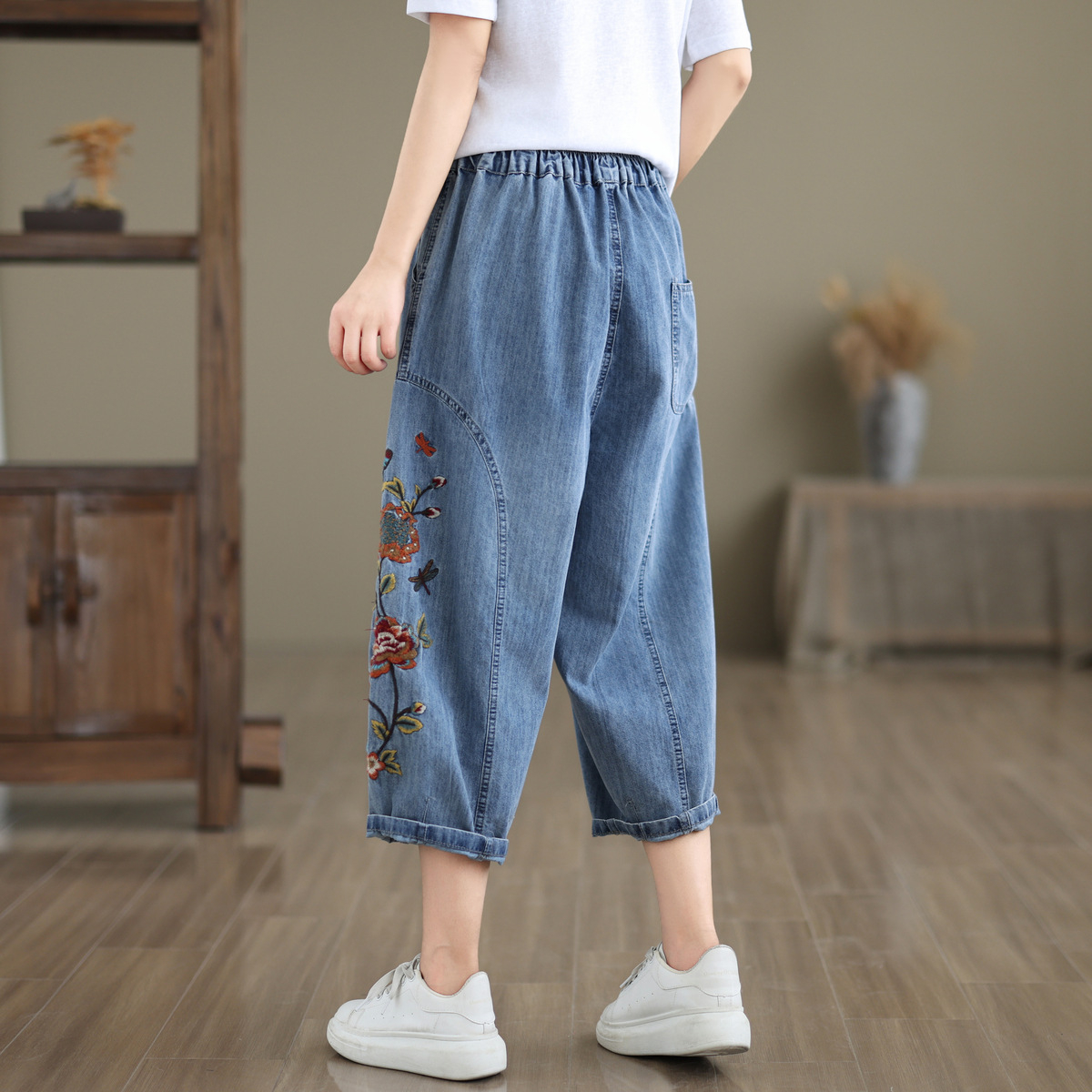 文青風格刺繡牛仔寬褲,evaviva,8C-EA7926,文青風格刺繡牛仔寬褲,領500,999免運