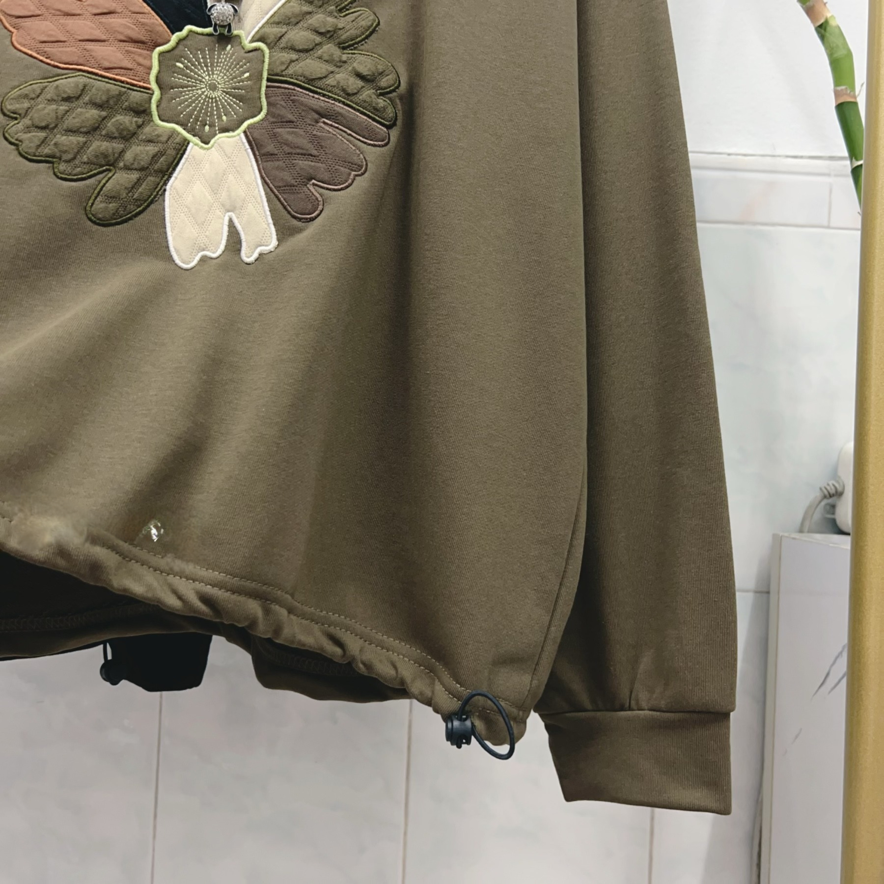 寬鬆休閒花朵刺繡圖案上衣,evaviva,8D-OK7998,寬鬆休閒花朵刺繡圖案上衣,領500,999免運