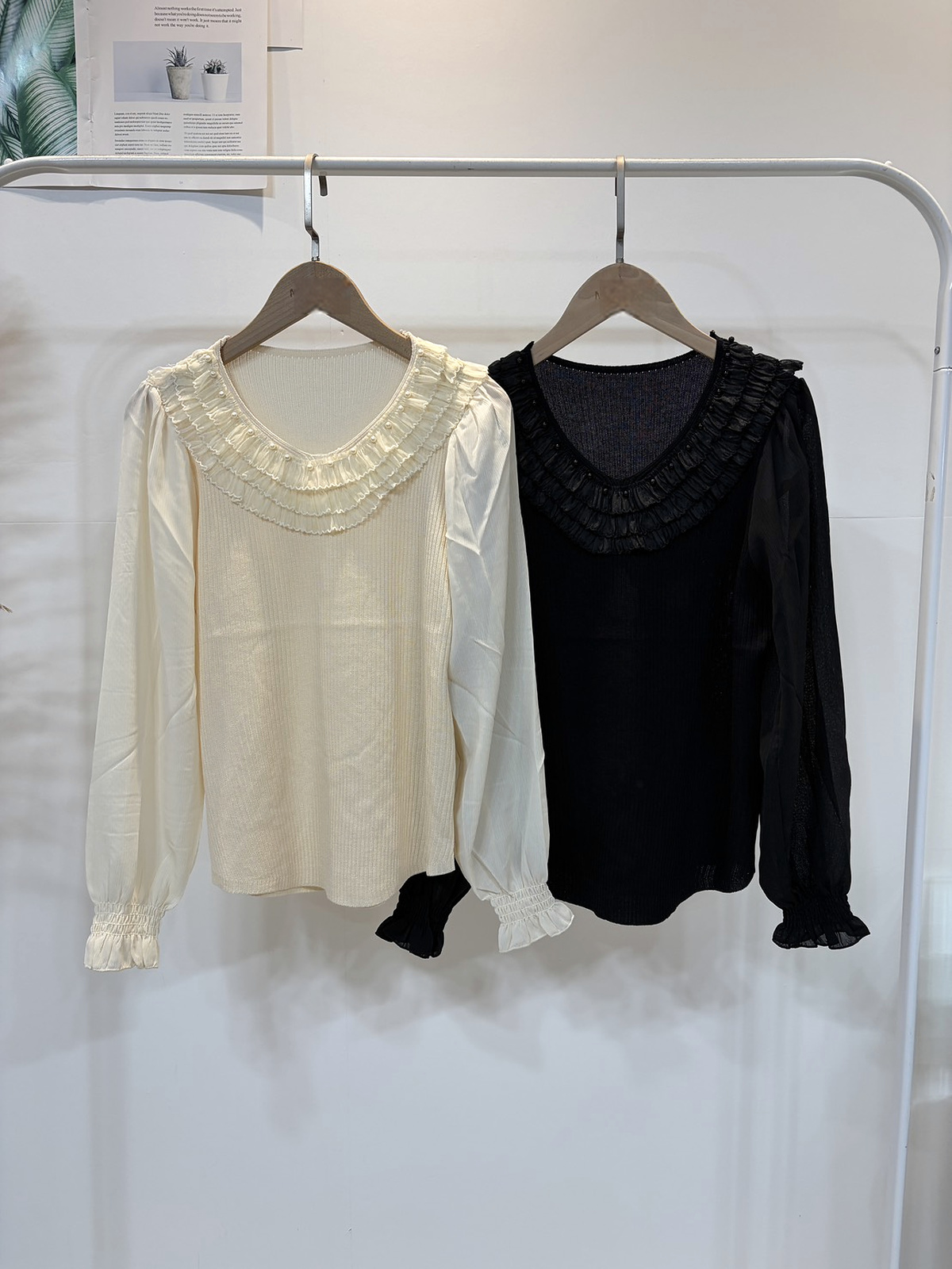 溫柔荷葉領上衣,evaviva,99-AV8110,溫柔荷葉領上衣,領500,999免運