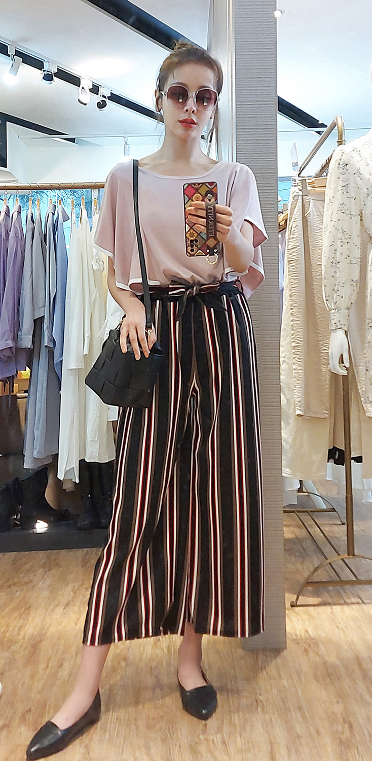 唯美自信荷葉袖上衣