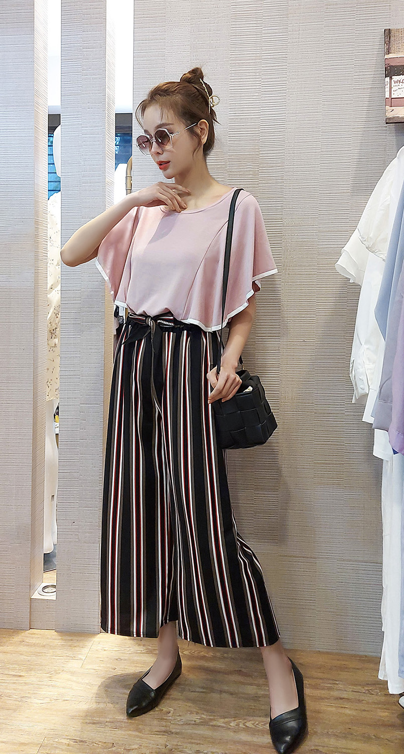 唯美自信荷葉袖上衣