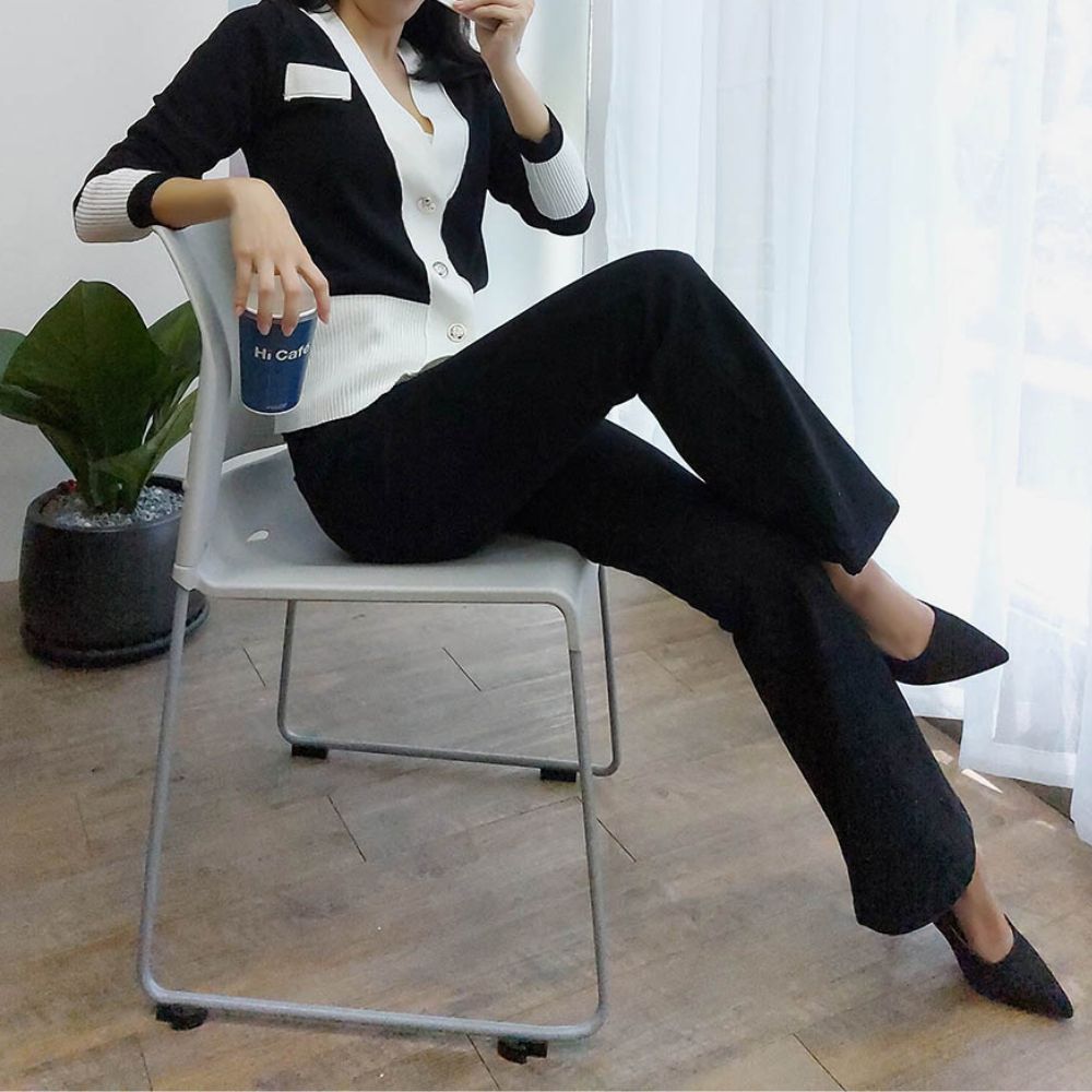 不科學超長美腿喇叭褲