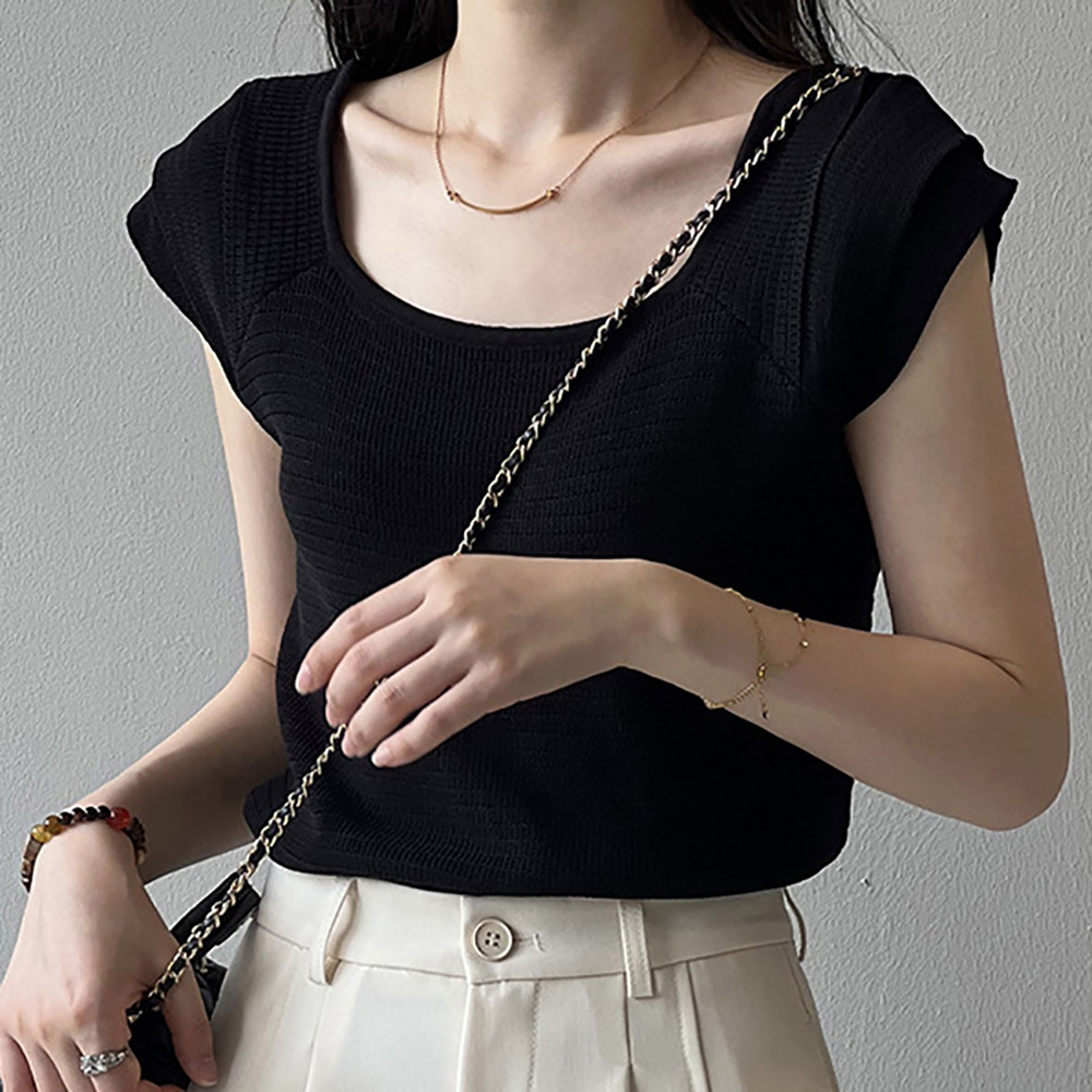 法式氣質素面針織短袖上衣