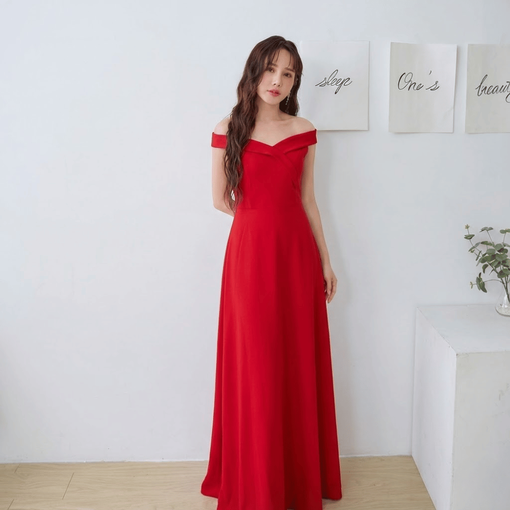 優雅一字領修身長洋裝